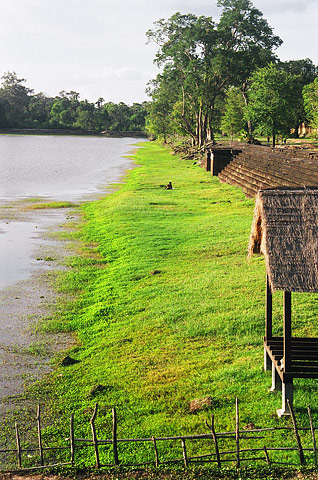 A giant moat, measuring 1.5km by 1.3 km, surrounds the Angkor Wat temple complex.
