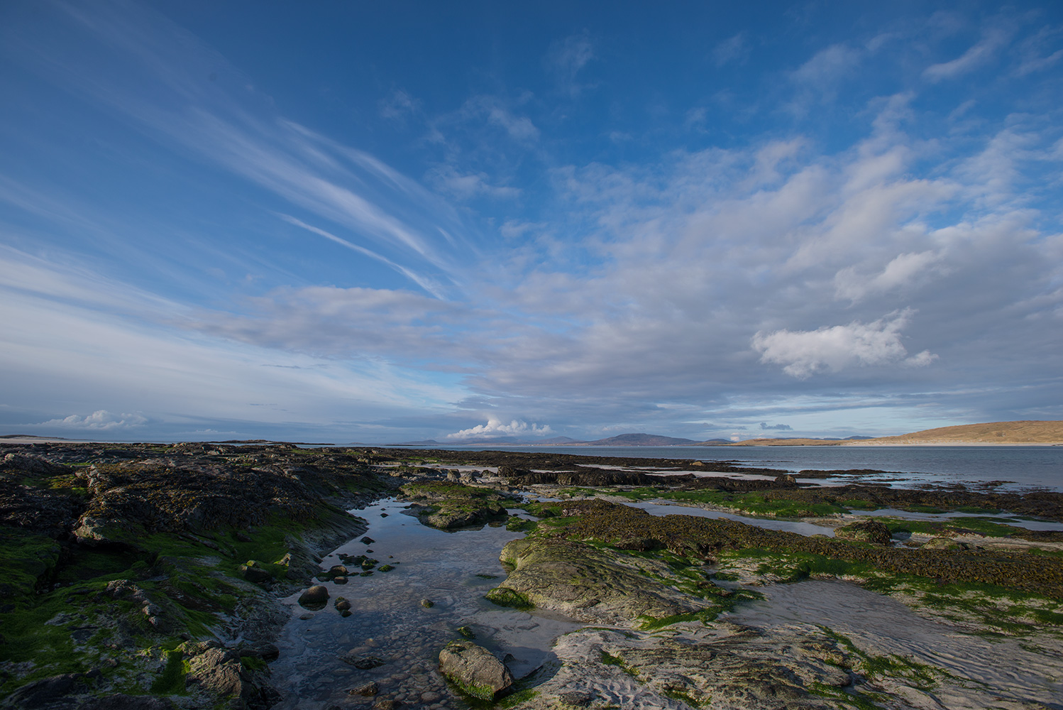 Cidhe Eolaigearraidh. Looking over An Caolas Fuidheigh to the island of Fuidheigh