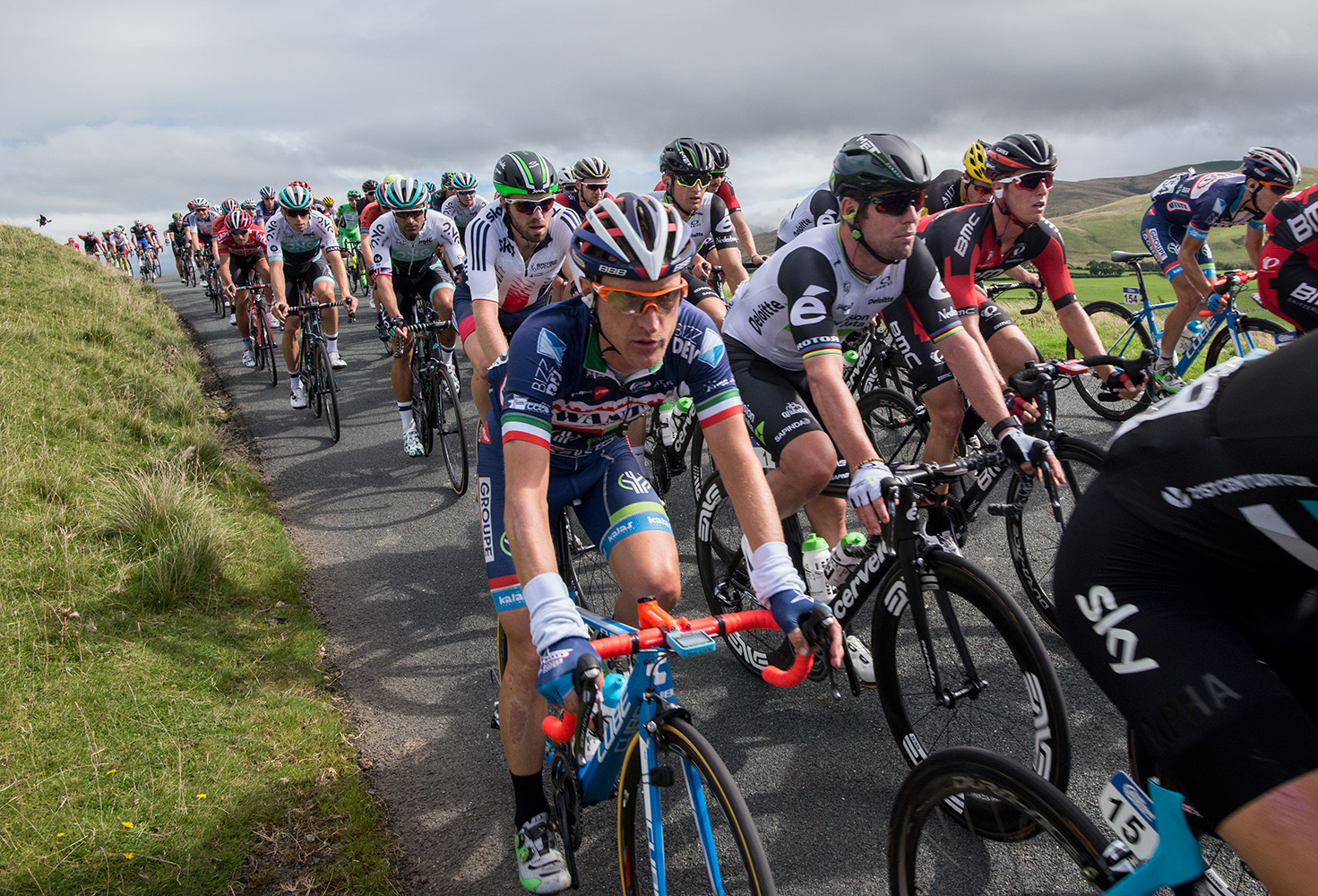 Mark Cavendish in the peleton as it crosses Caldbeck Commons in Cumbria during Stage 2