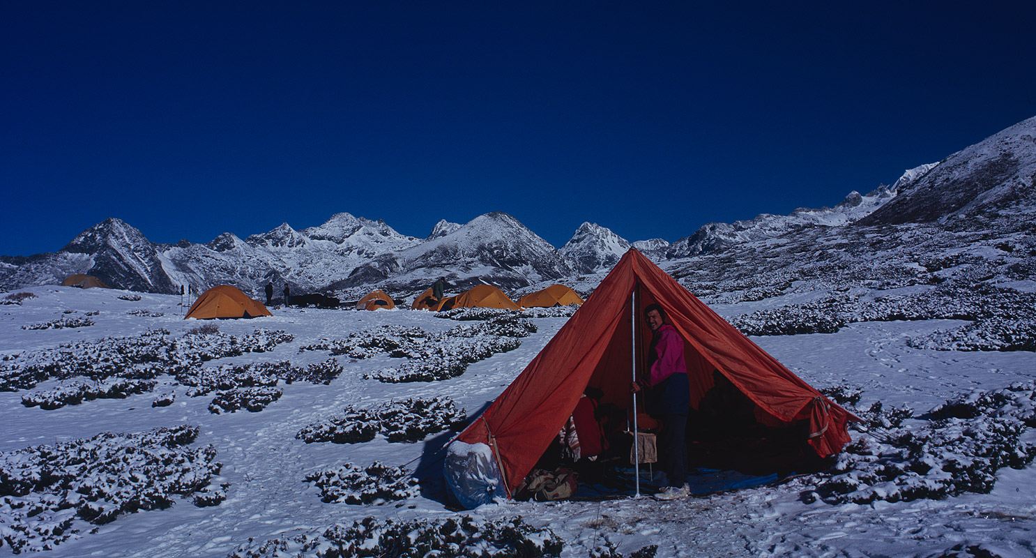 Sikkim Himalaya, IndiaNikon FM2, 24mm, Fuji Velvia