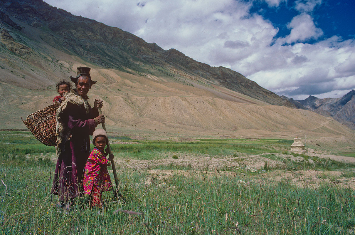 A man and his children in the fieldsCanon A1, 28mm, Kodachrome