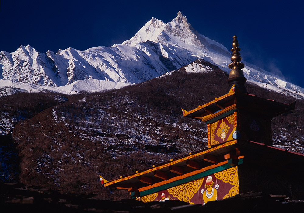 With Manaslu beyondProject VeronicaMedium format images re-scanned in a professional glass film- holder with my Nikon Coolscan 9000 and Silverfast 8 software. These images display larger on the site - enjoy!Bronica ETRSi, 50mm, Fuji RDP II