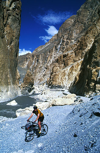 A day trip up the new jeep road to Shimshal, from Passu village on the KKH in Hunza, PakistanCanon EOS 500, 28-80mm, Fuji Velvia