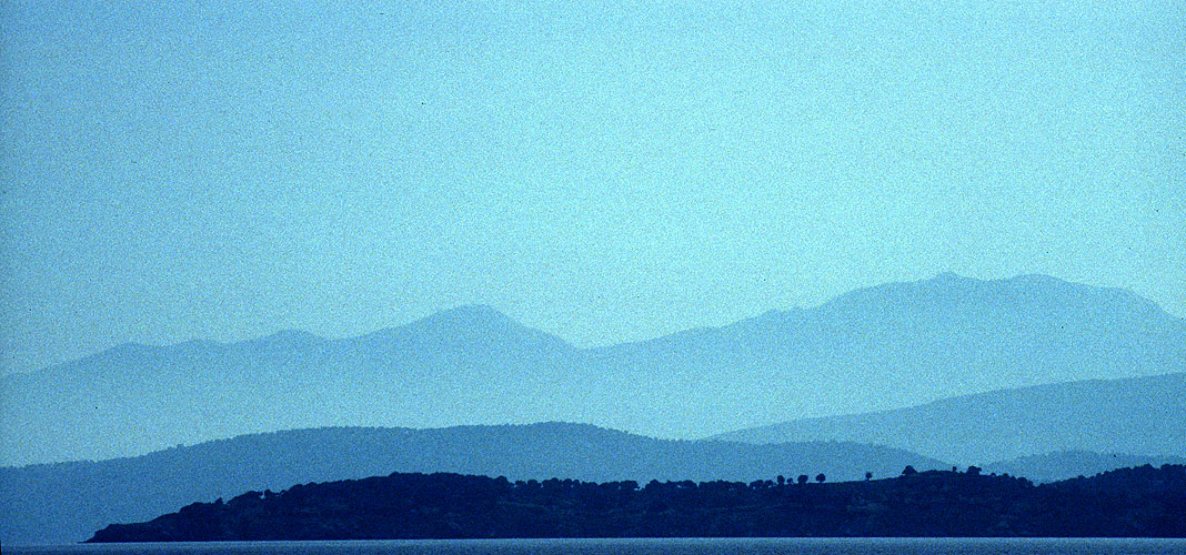 From the sea during our voyage from Pagasae (Volos) to Vassilika / EvviaNikon F5, 180mm, Fuji Velvia 100