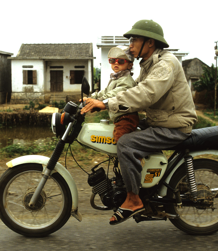 Vietnam_Motorcycle-2