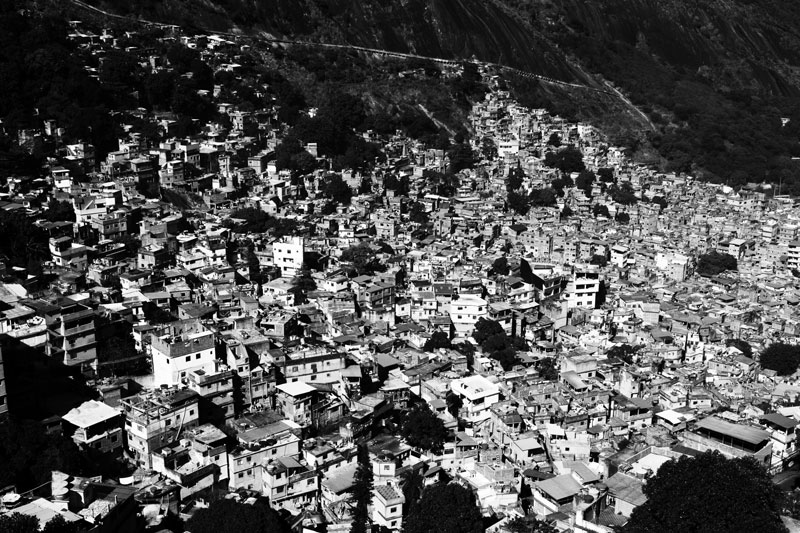 An overview of Rocinha, the biggest favela in South America, where drug mafia, gangs, poverty and huge unemployment situation are extremely rampant. May 2007.