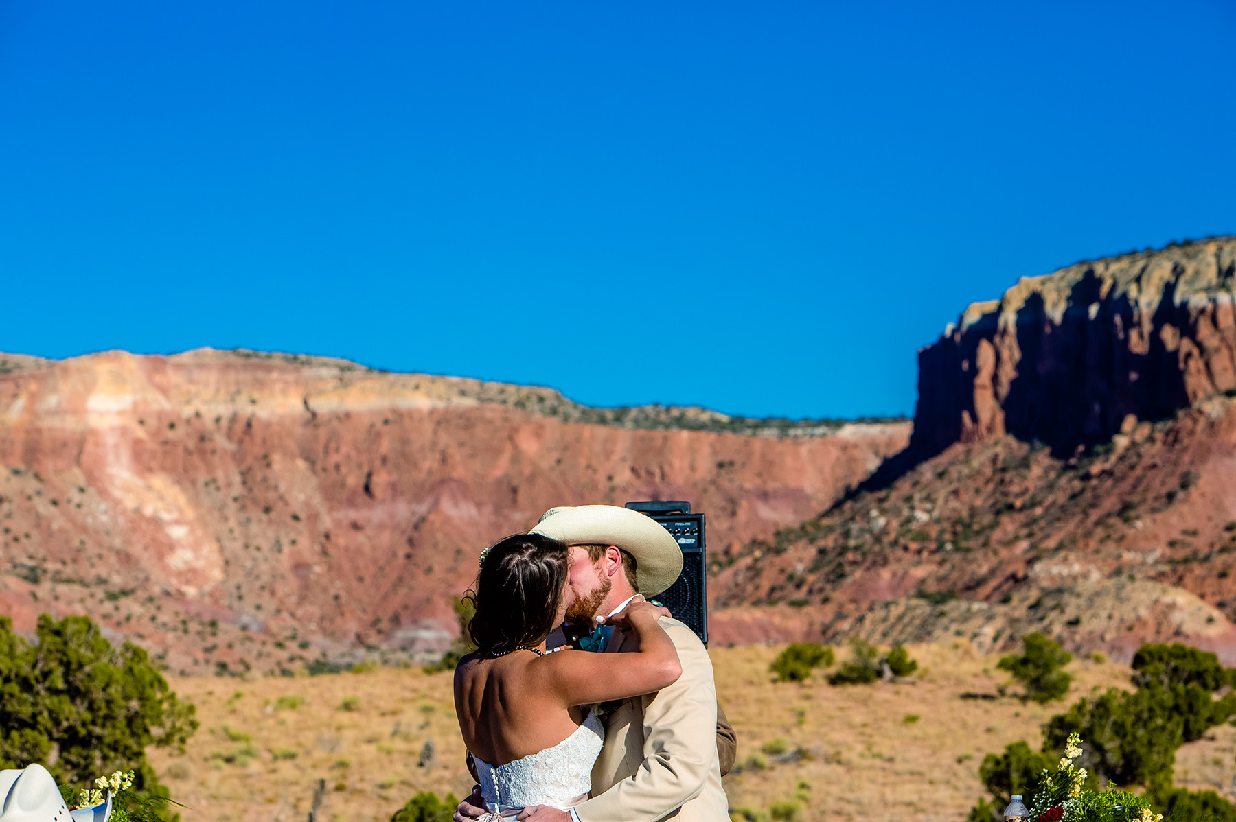 chelsea-and-brandon-ghost-ranch-wedding-2015-1017