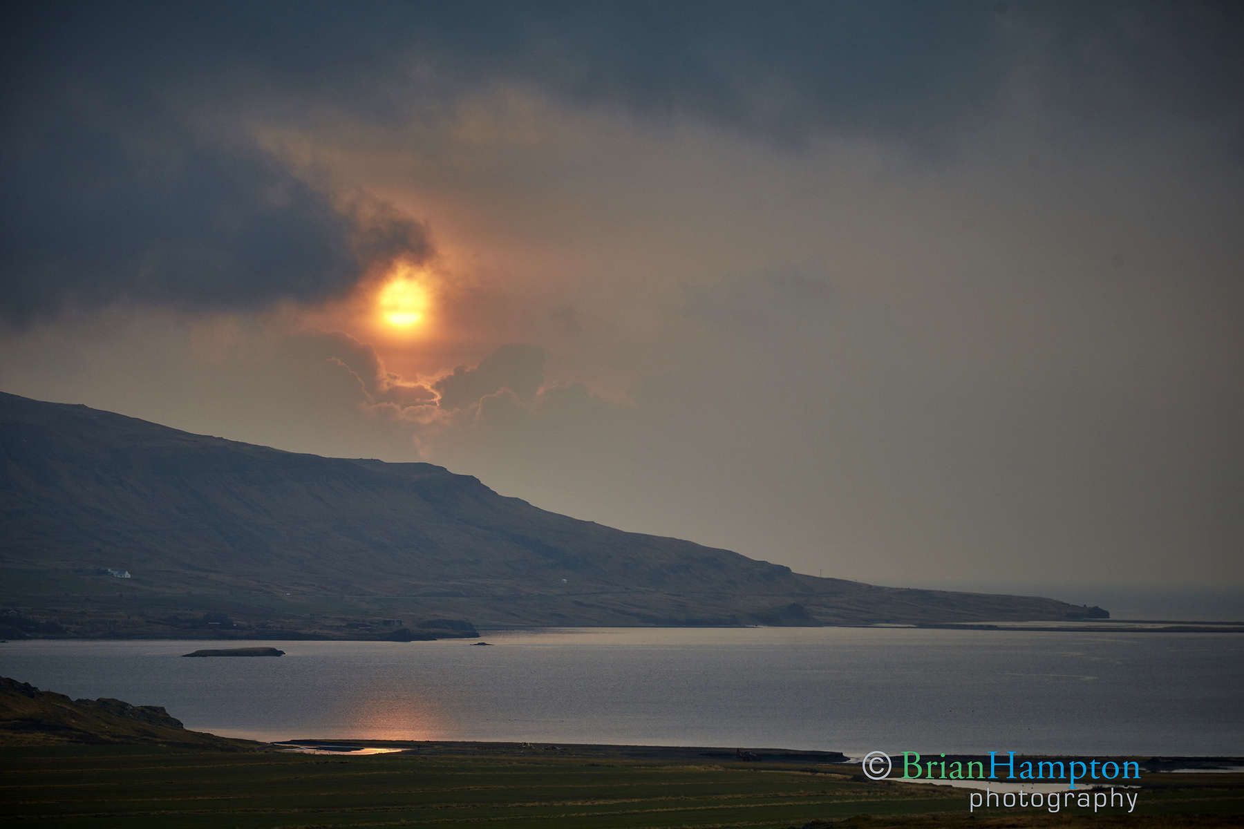 West-fiord-on-a-gloomy-day_0541