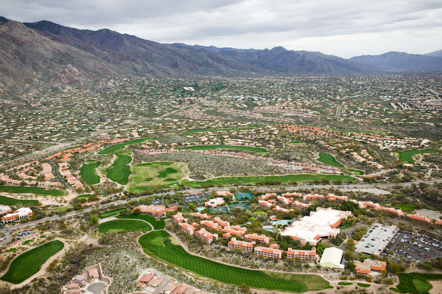 An affluent community in southern Arizona, Catalina Hills was built on desert up to the mountains.