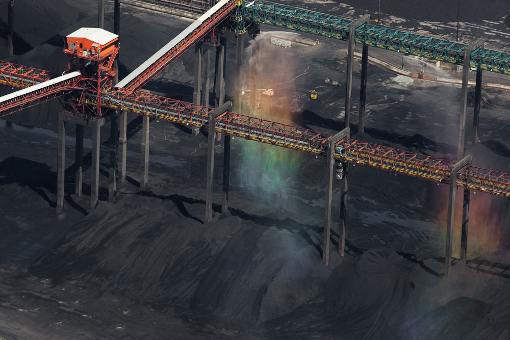 Coal Dust Suppression, Newport, Virginia 2011 (110430-0320)