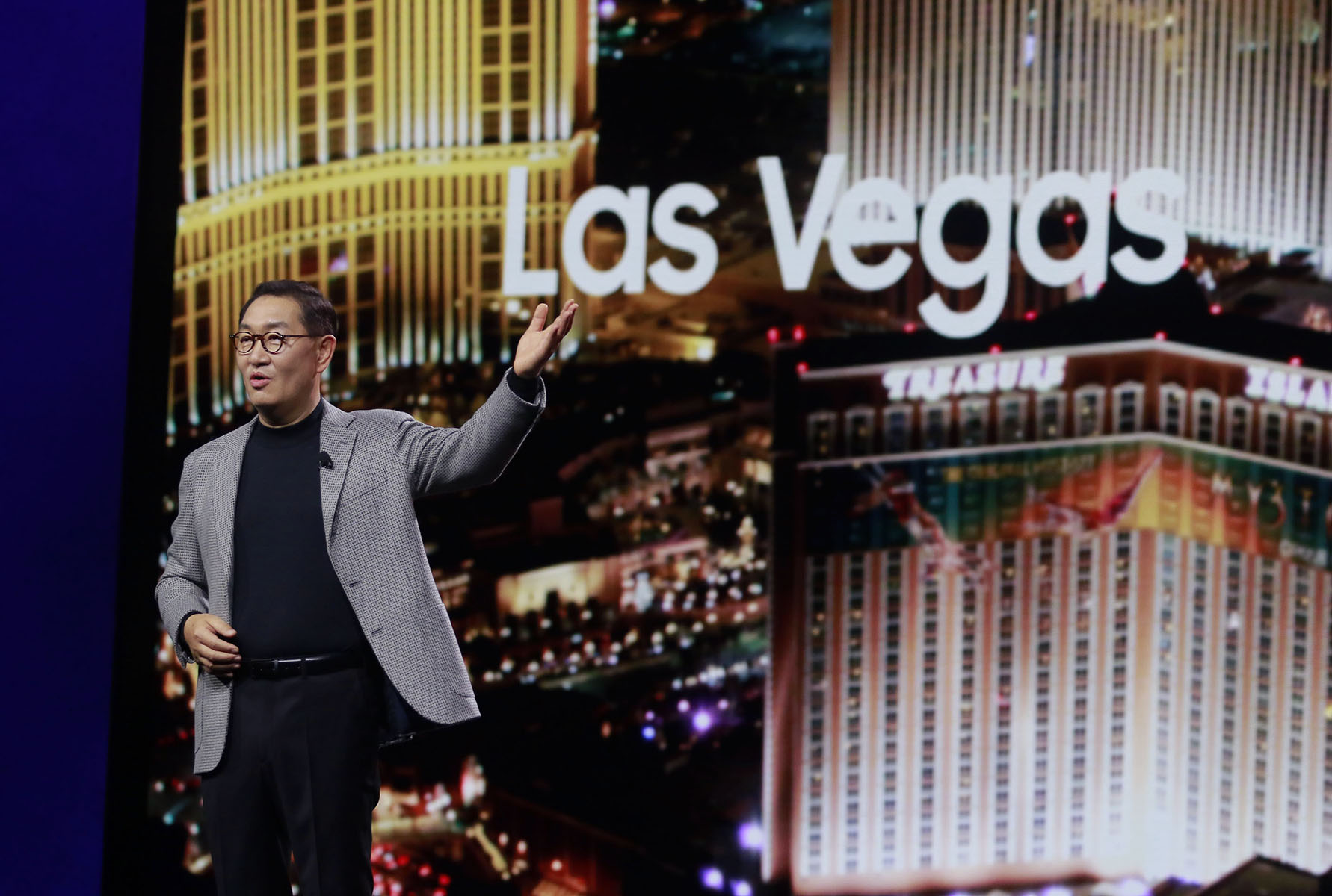 Samsung Electronics vice chairman and CEO Jong-Hee (JH) Han delivers a keynote at the Consumer Electronics Show.
