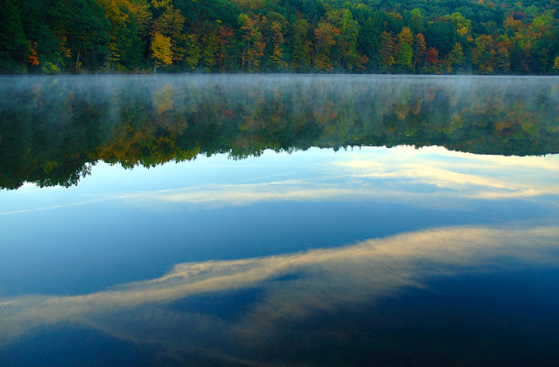 Delaware Water Gap, Pennsylvania.© mark menditto(20051019 DWG-005)