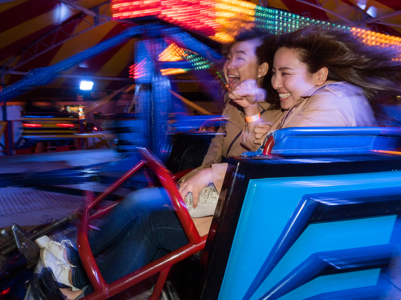 Sussex University students at a Freshers party on Brighton Pier make use of the facilities. The University of Sussex is a public research university situated on a large and open green field site on the South Downs, East Sussex. It is located on the edge of the city of Brighton and Hove. Taking its name from the historic county of Sussex, the university received its Royal Charter in August 1961.Freshers are inducted during Freshers' Week - the first week of the Academic year - ran by the Students' Union of that University, and is usually one of the busiest and most fun weeks of the year. ©Peter Dench/Getty Images Reportage