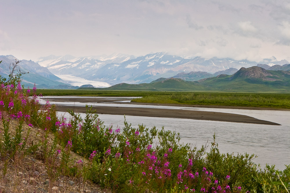 MacLaren River and MacLaren Glacier, MacLaren River Lodge, Denali Highway, 40 miles from Paxson, Alaska