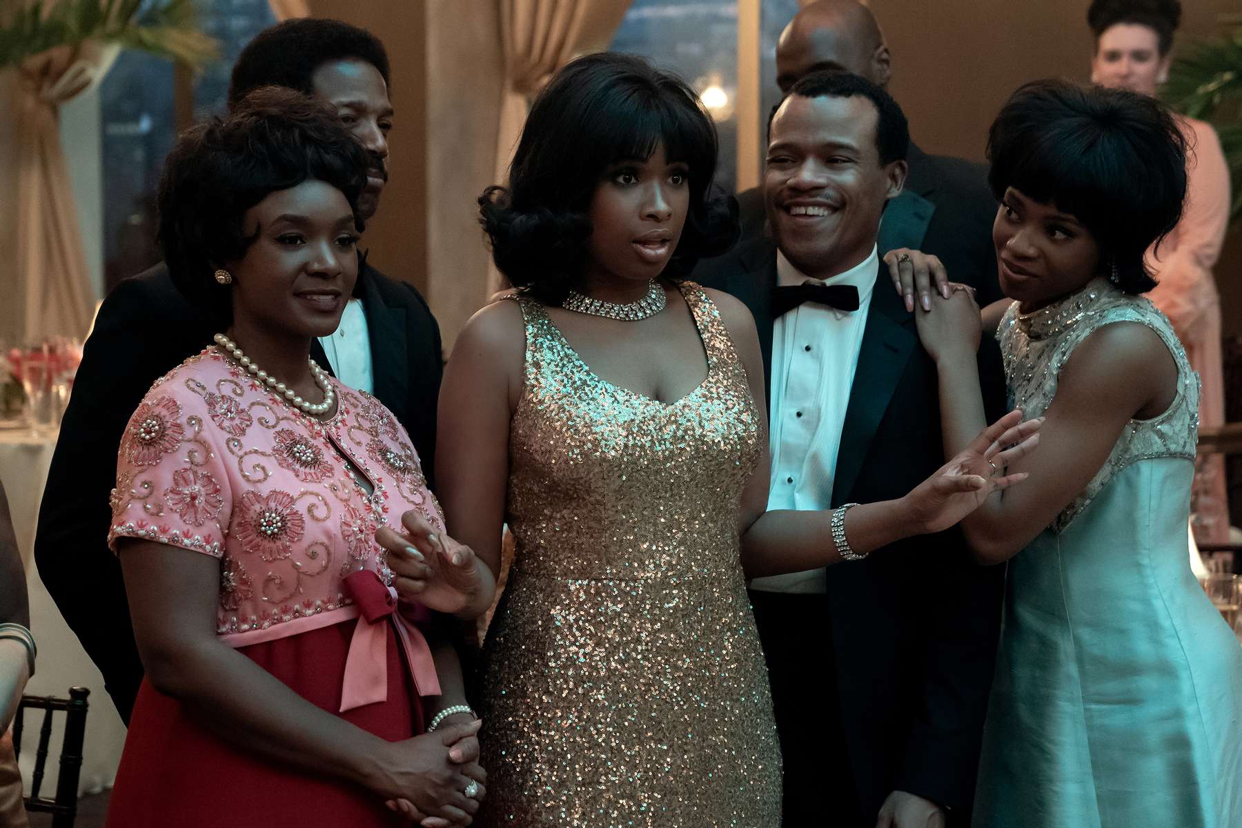 R_19272_RC(l-r.) Saycon Sengbloh stars as Erma Franklin, Marlon Wayans as Ted White, Jennifer Hudson as Aretha Franklin, LeRoy McClain as Cecil Franklin and Hailey Kilgore as Carolyn Franklin inRESPECT, A Metro Goldwyn Mayer Pictures filmPhoto credit: Quantrell D. Colbert