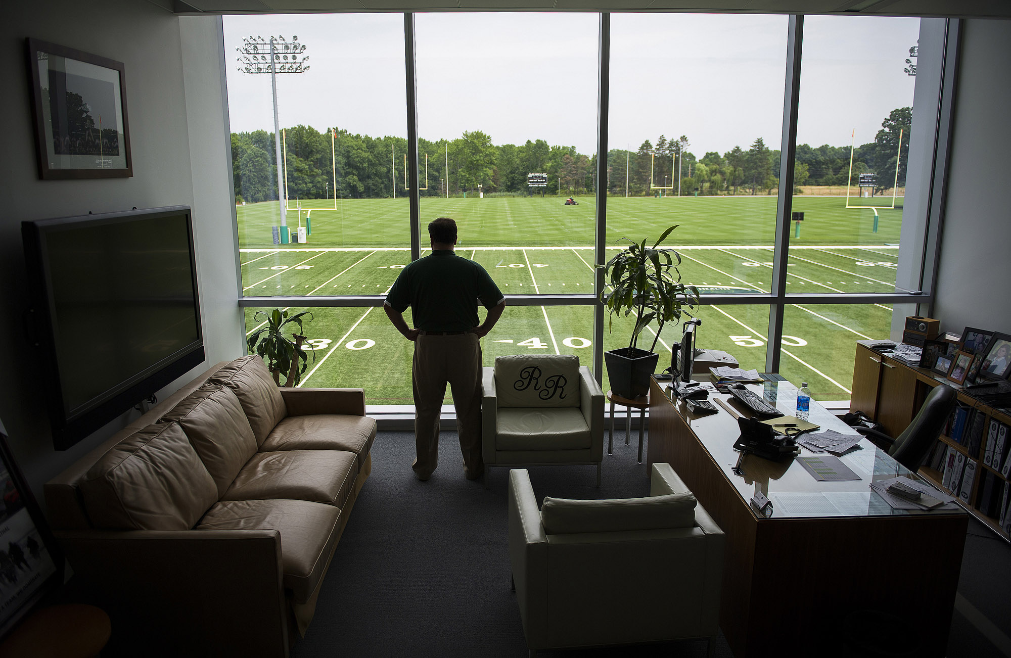 Mike Tannenbaum, General Manager of the NY Jets photographed in his office at the Atlantic Health Training Center, where the NY Jets are based.  Photographed for Metro Golf Association