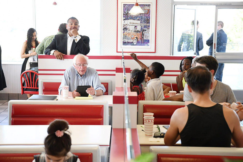 Presidential candidate, Bernie Sanders stops to eat at an In-N-Out Burger following a rally on Friday June 03, 2016 in Pinole, CA. The primary in California is June 7th. (Photo by Matt McClain/ The Washington Post)
