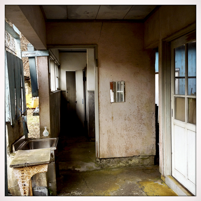 Oda - Miyama elementary school has remained abandoned since 2003. The high school, middle school and elementary school are all becoming integrated.