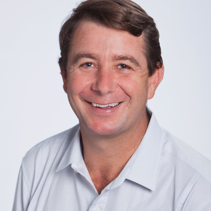 Headshot for male finance brokerage firm manager in Cairns