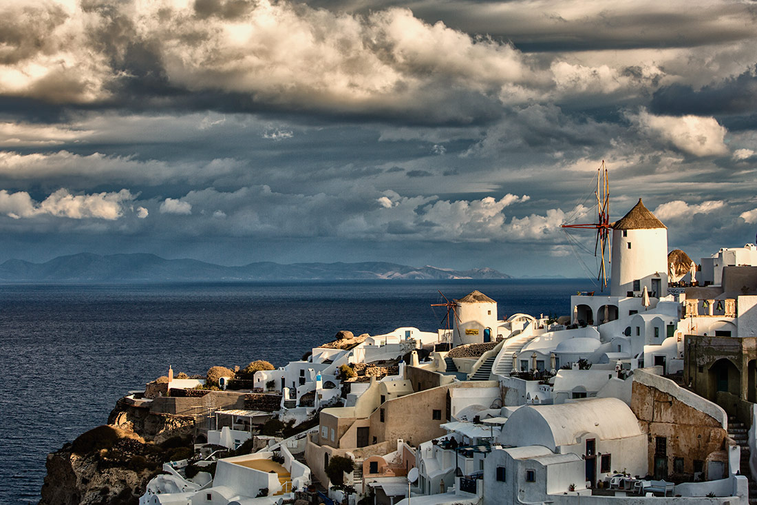 Sunset in the town of Oia in Santorini, Greece