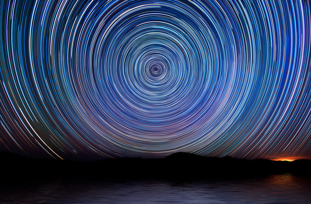 star_trails_colorful_over_death_valley