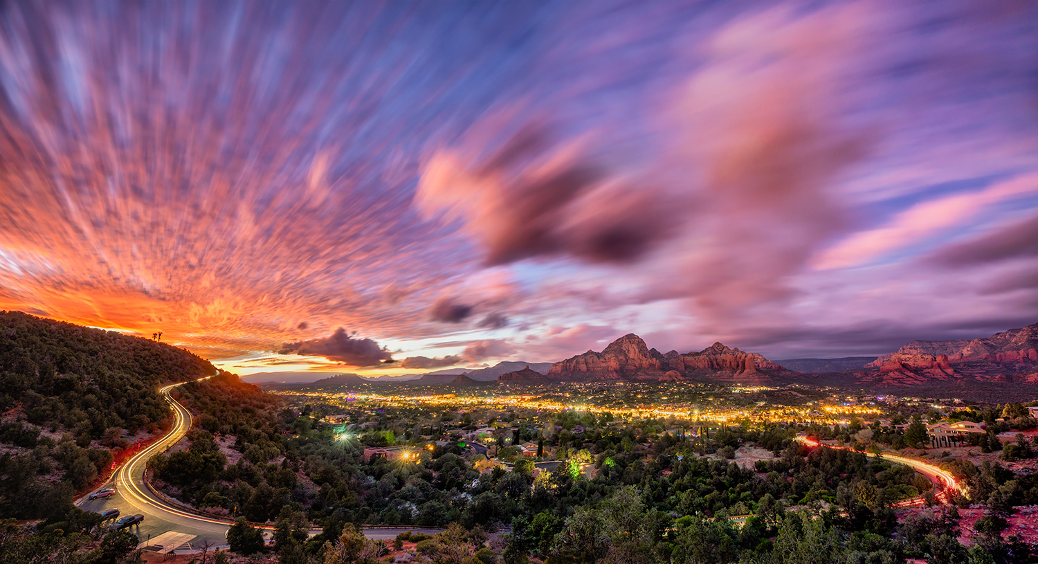 Sunset panorama of beautiful Sedona, Arizona