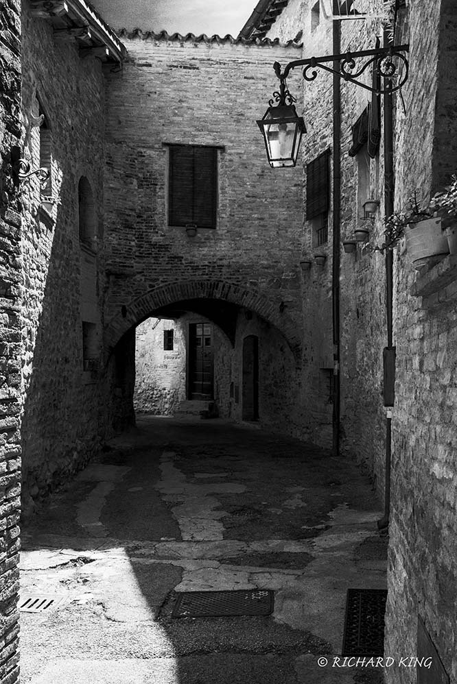 Umbria, ItalyImage No: 15-028723-bwClick HERE to Add to Cart