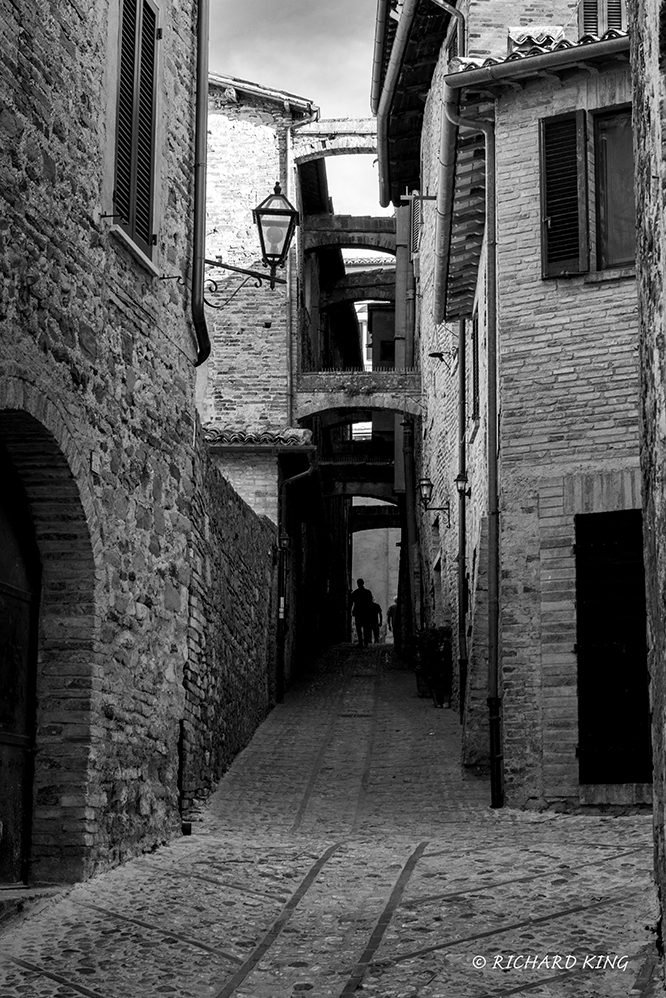 Umbria, ItalyImage No: 15-029082-bwClick HERE to Add to Cart