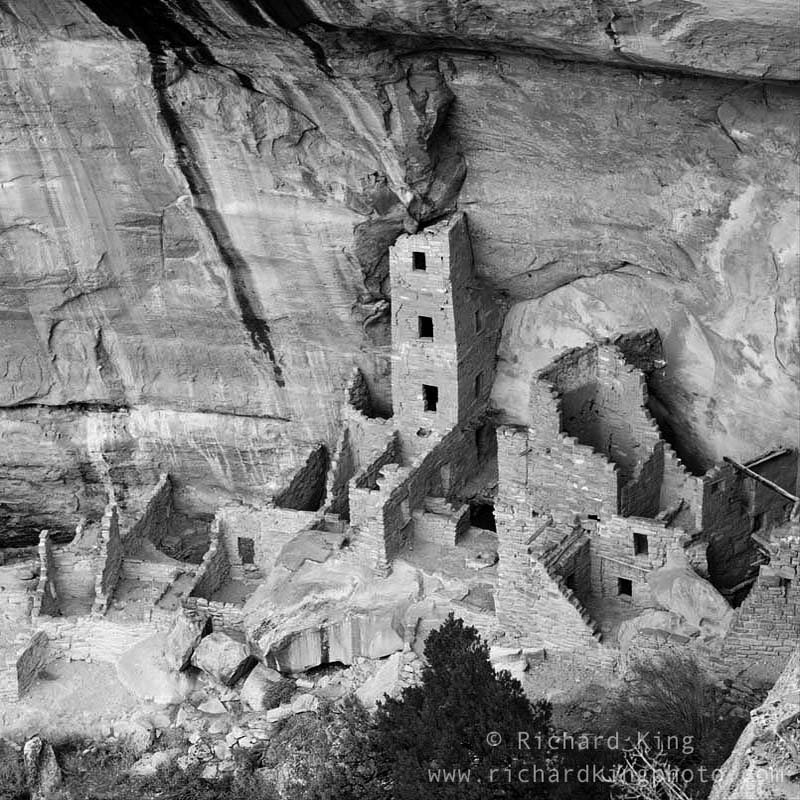 Anasazi Ruins, Cliff Dwelling, fine art print, black and white, Square Tower House,Mesa Verde National Park,Colorado, fine art print, giclee, pigment-on-paper, http://www.photoshelter.com/c/richardkingphoto/image/I00003SDyEIjlzNg
