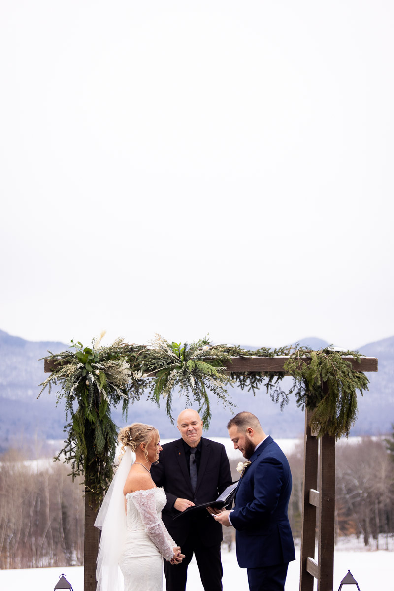 Vermont-Wedding-Photographer-candid-documentary-club-mountain-top-inn-DJ-45