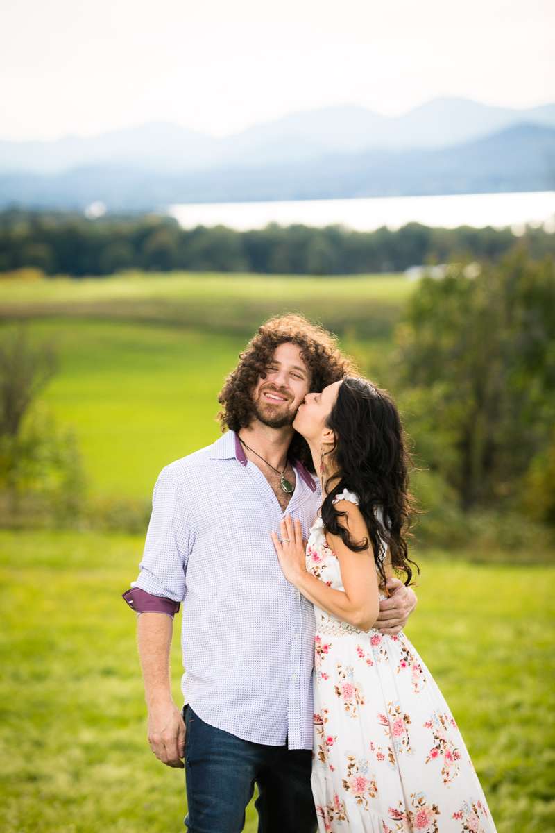 Vermont-Wedding-Photographer-photographers-engagement-lifestyle-portrait-15