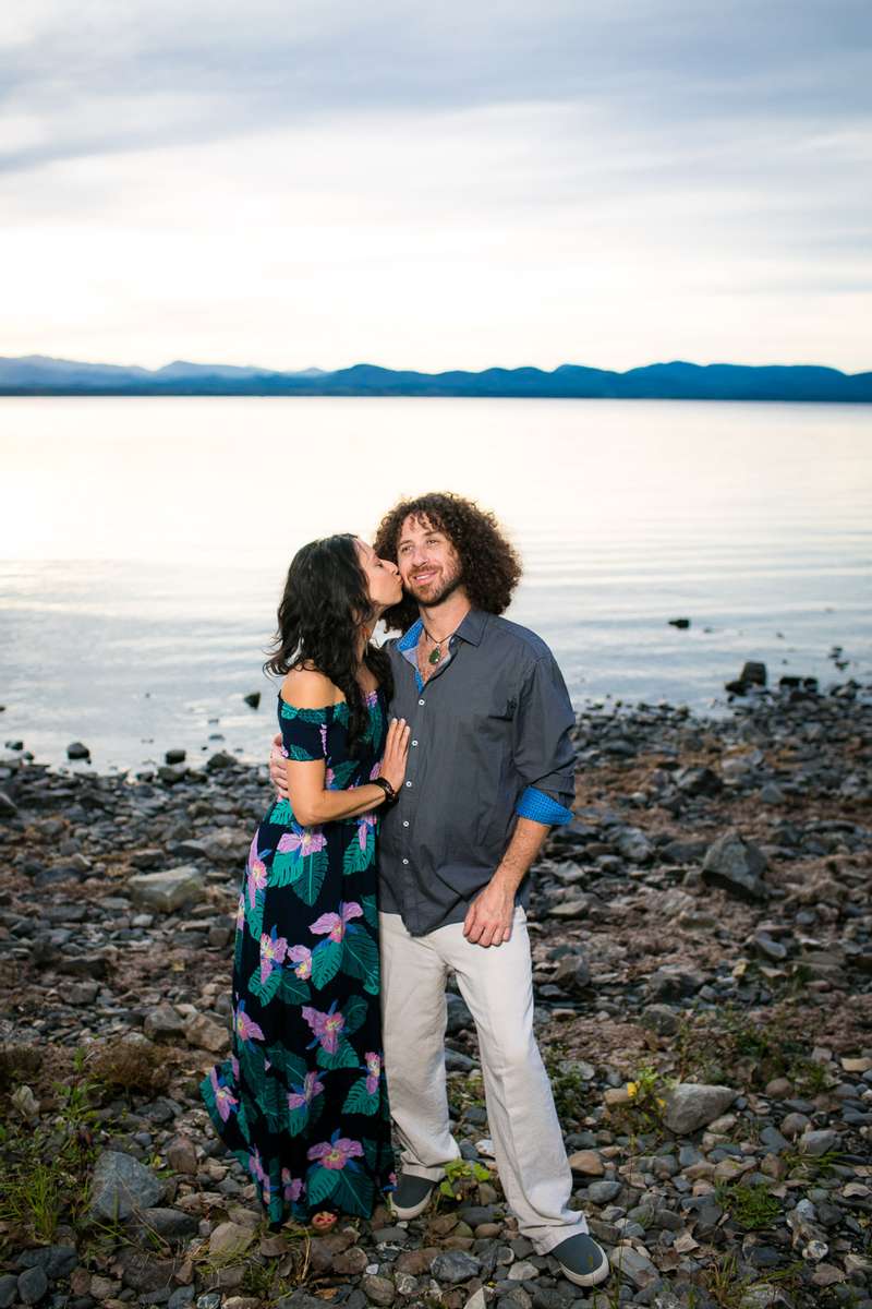 Vermont-Wedding-Photographer-photographers-engagement-lifestyle-portrait-38