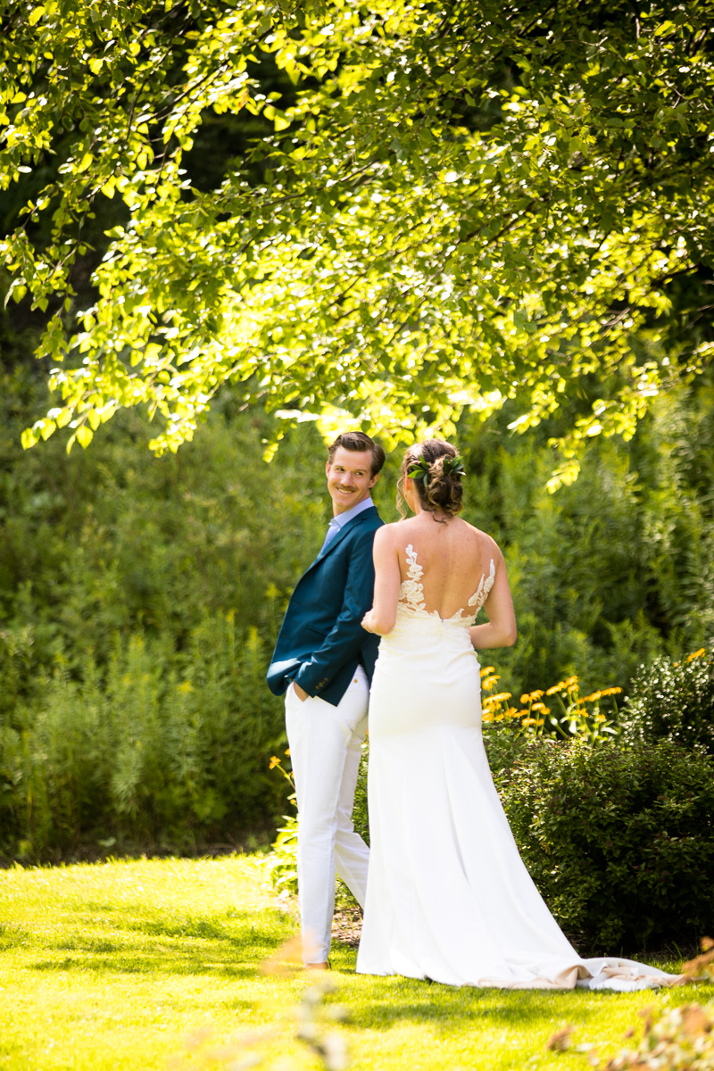 Kit and Keoki are wed at Mountain Top Inn, by wedding photographers eve event photo