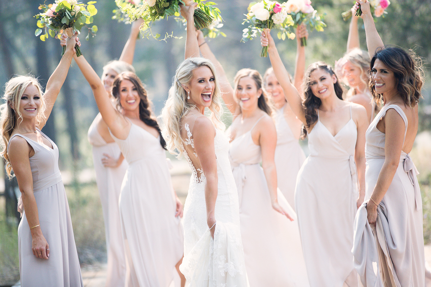 bridesmaids-wedding-Truckee-Gray_s-Crossing