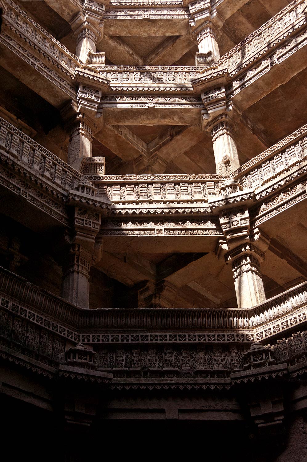 Adalaj_Ahmedabad_Gujarat_India_Campoamor_Architects_11