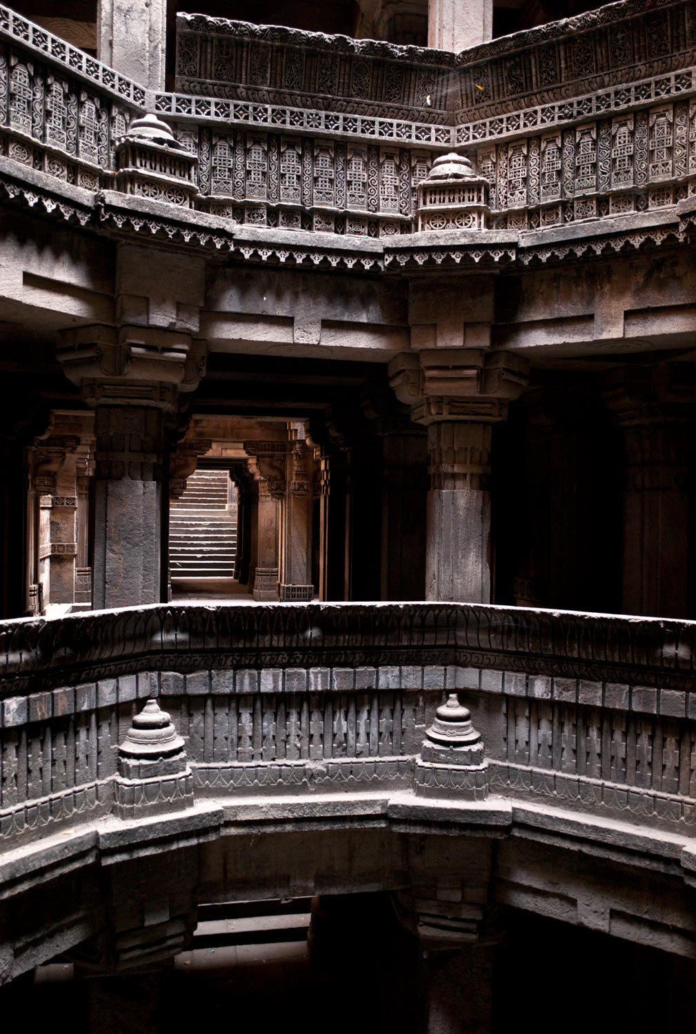 Dada_Hari_ni_Vav_Ahmedabad_India_Campoamor_Architects_03