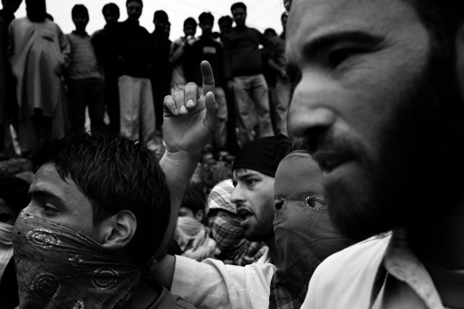 Muslim demonstrations held outside Jami Masjid mosque in Srinagar following Friday prayers.
