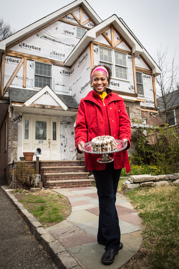 Angela Logan of Teaneck, NJ baked her way out of mortgage foreclosure by selling 100 cakes in 10 days. Guideposts Magazine. 