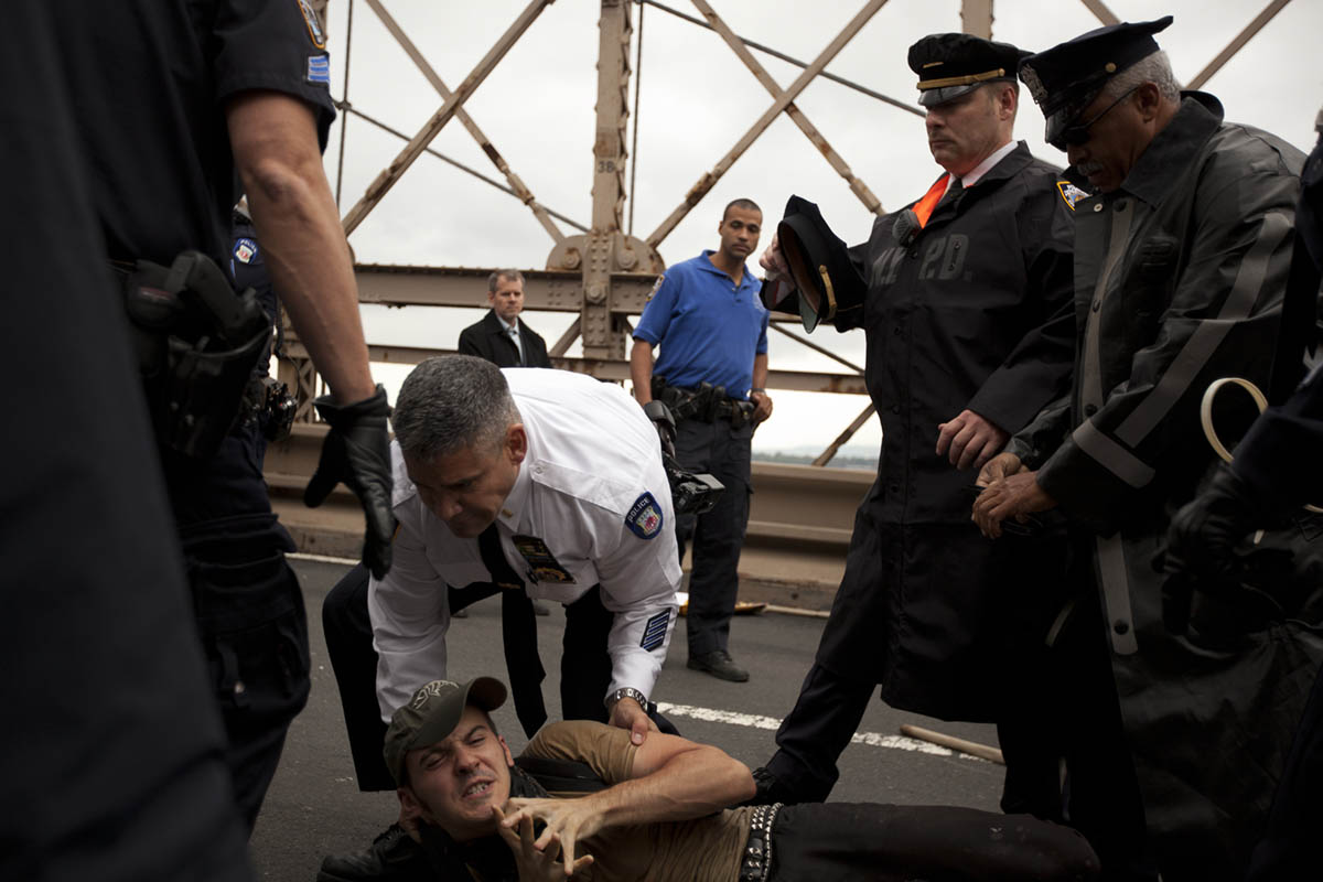 More than 700 Occupy Wall Street demonstrators were arrested when they defied an order not to march in the roadways of the Brooklyn Bridge.