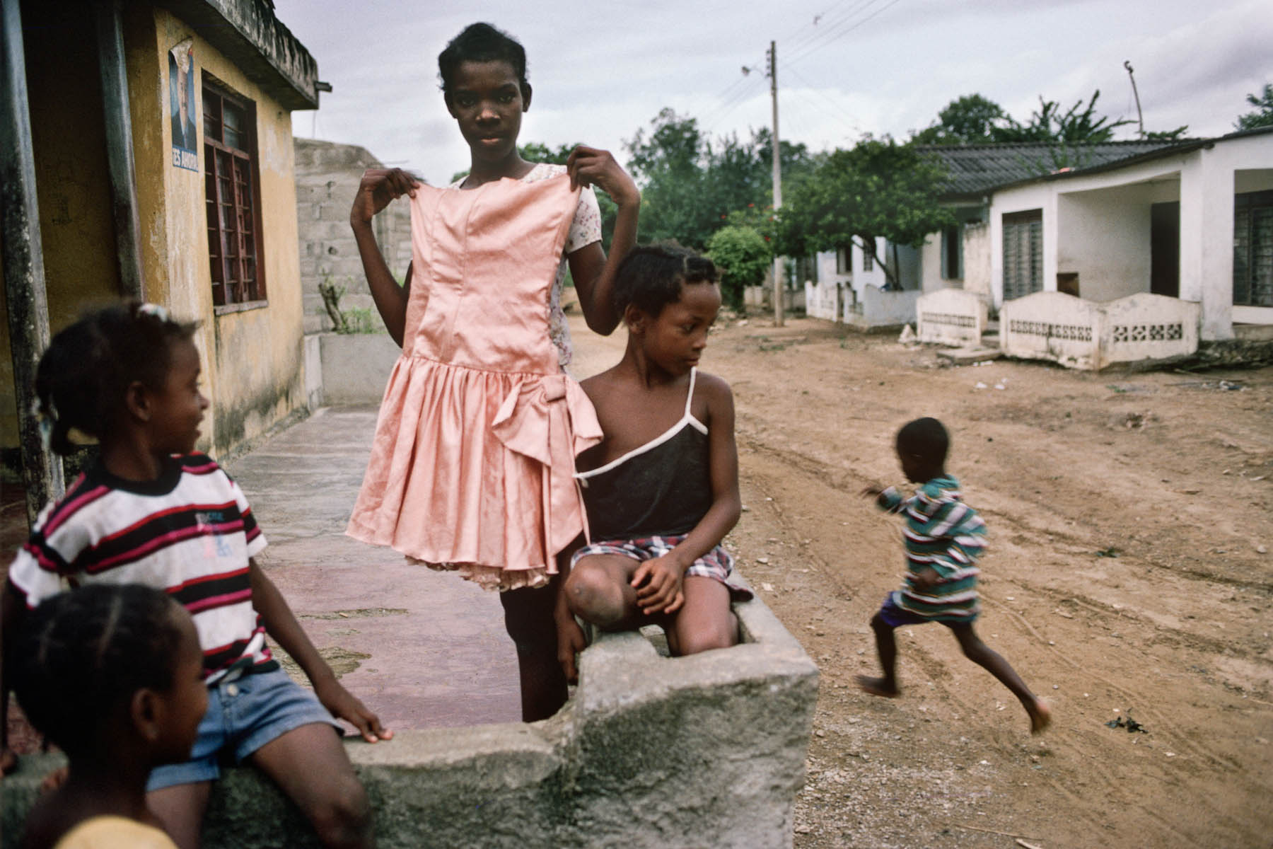 Children in Palenque de San Basilio in July 1998