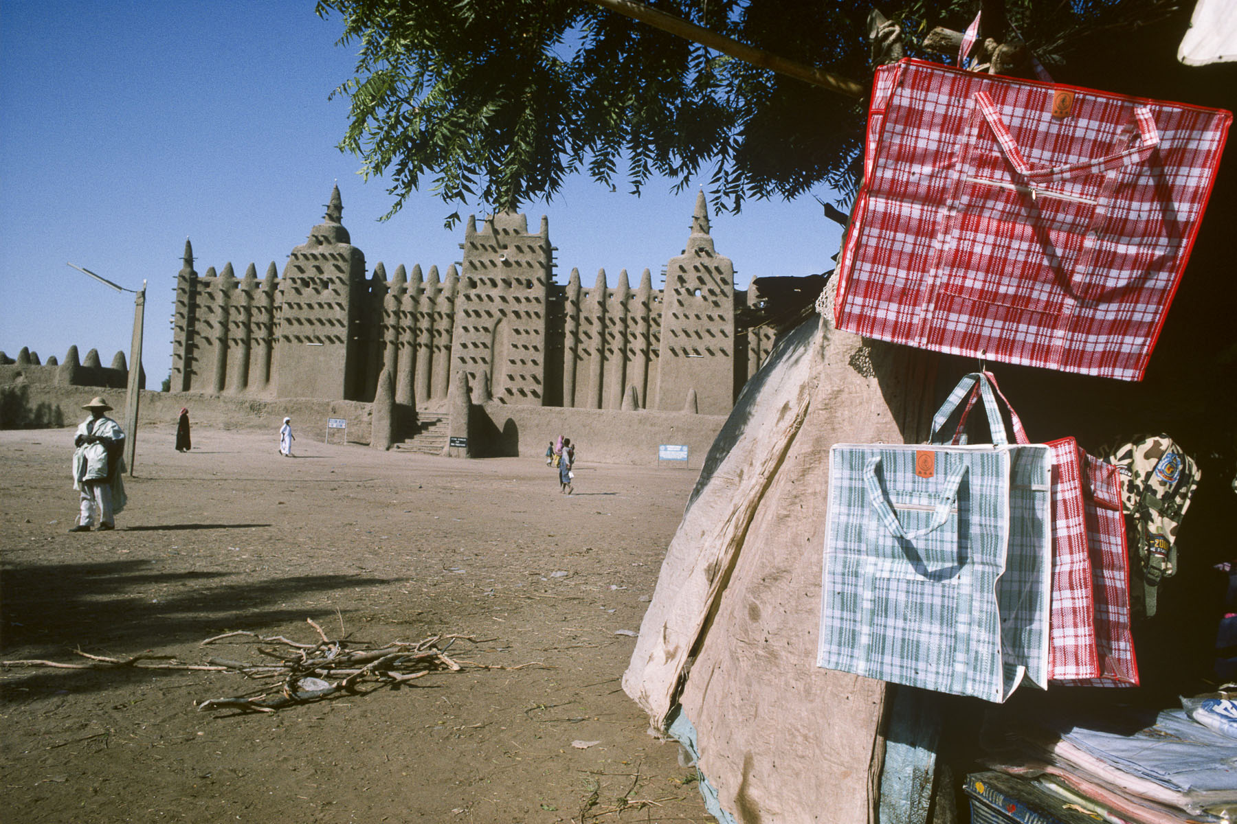 Djenne mosque in 1994