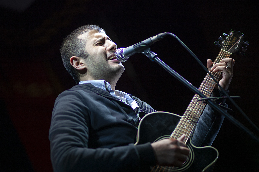 Hamza Namira, Egyptian Singer