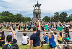 Protesters gather at Robert E. Lee statue in Richmond, Va.