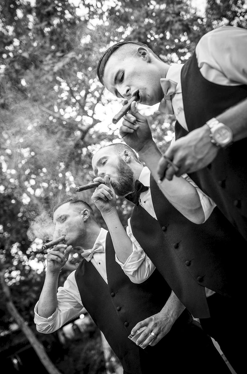 Black-and-White-Cigar-Bar-at-Rancho-Las-Lomas