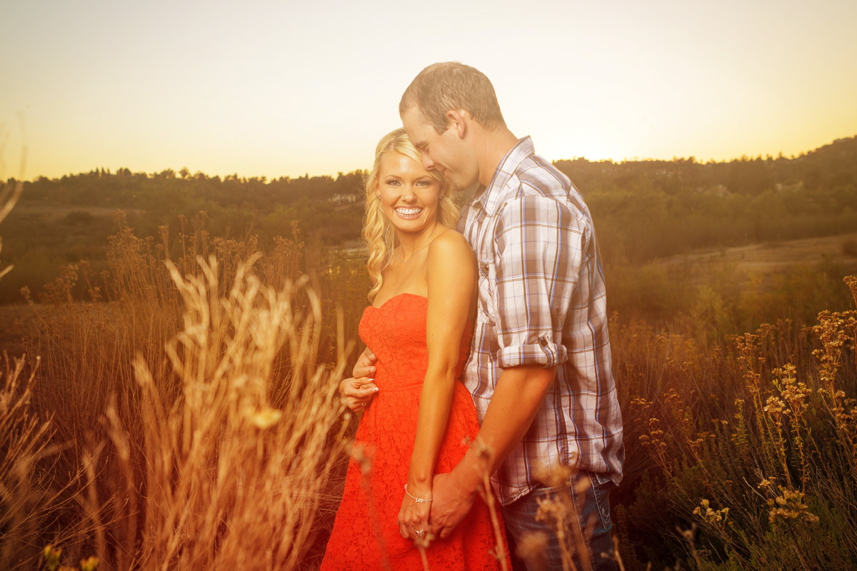 Peters_Canyon_Regional_Park_engagement_session_with_natural_light_at_sunset_017