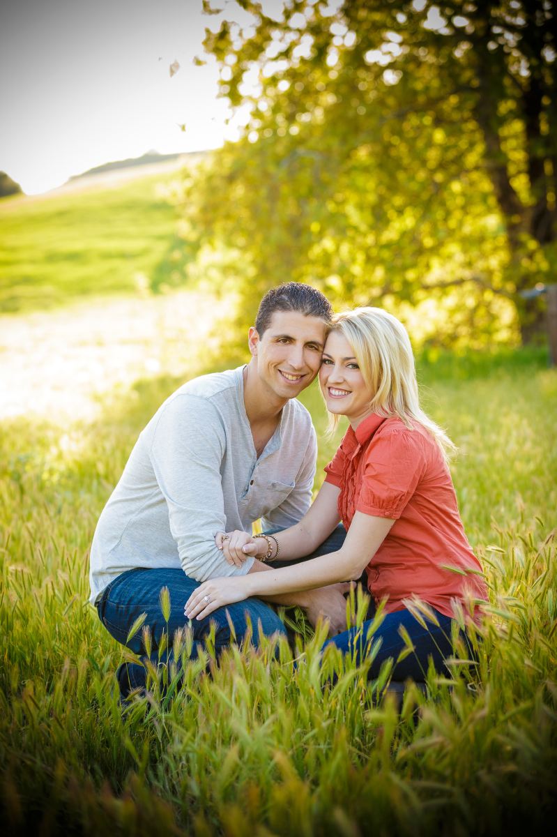 Thomas-Riley-Engagement-Session-at-Sunset-003