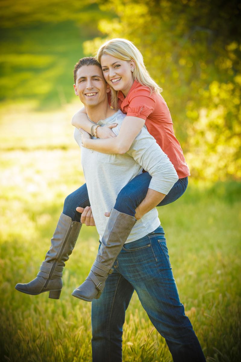 Thomas-Riley-Engagement-Session-at-Sunset-008