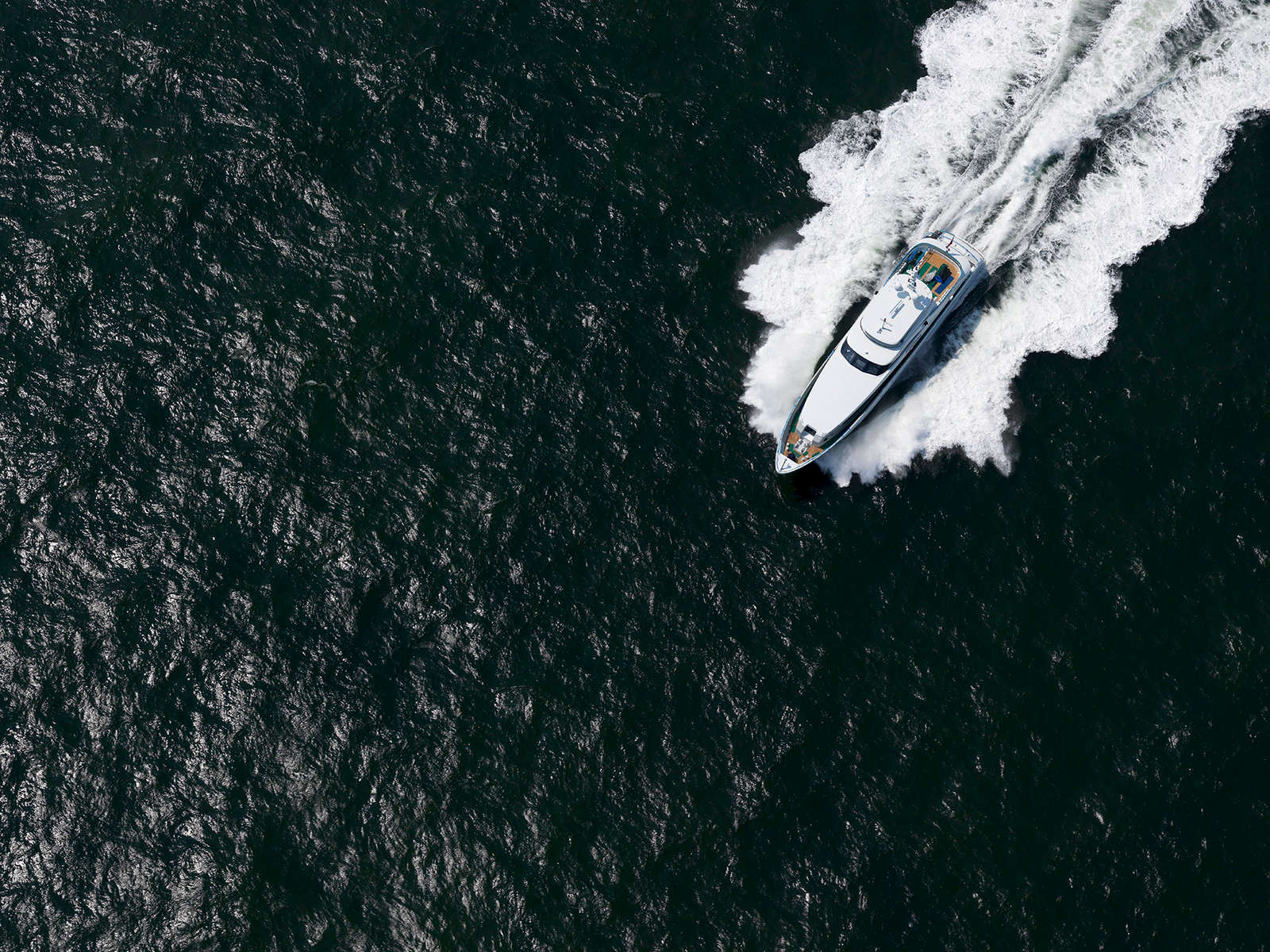 Heesen yachtsSeatrials at the North Sea, June 2012.Image taken with Hasselblad H3DII-50