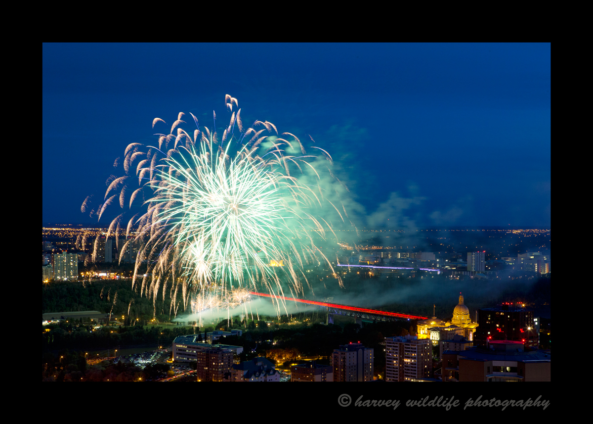 City_Of_Edmonton_Canada_Fireworks_2014