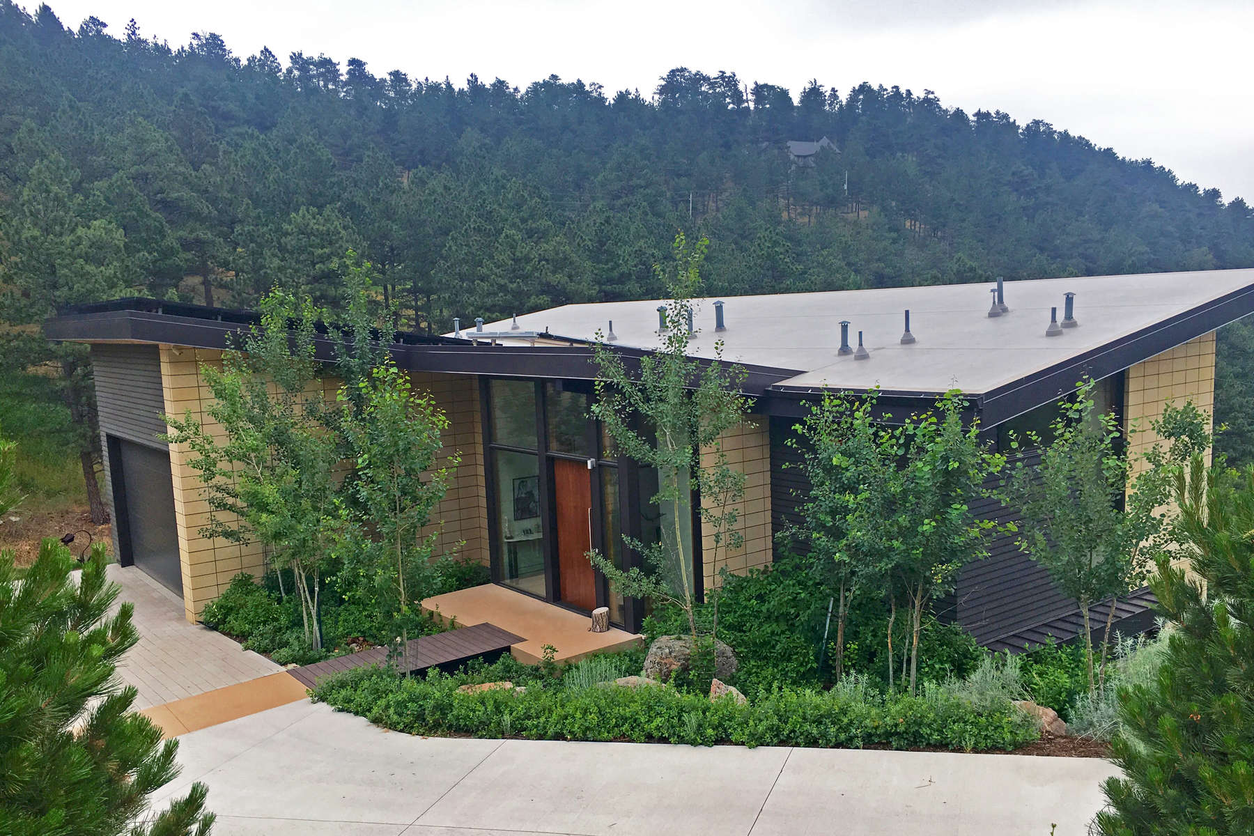 Foothills Residence